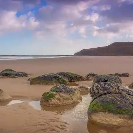 Ocean Breeze - Part Of The The Bay Village With Pool, Gym And Direct Access, Pub, Restaurant, Tennis And Meadows Walks Casa vacanze Filey