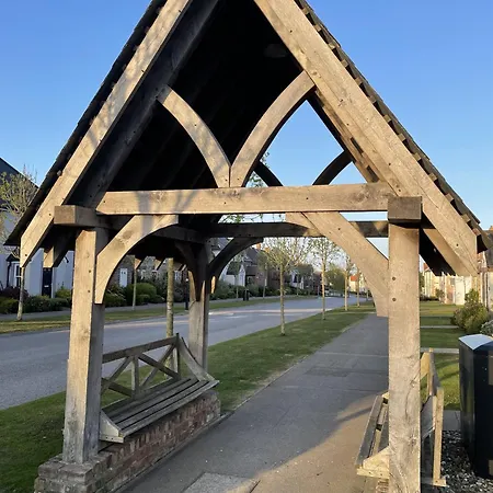 Ocean Breeze - Part Of The The Bay Village With Pool, Gym And Direct Access, Pub, Restaurant, Tennis And Meadows Walks Casa vacanze *