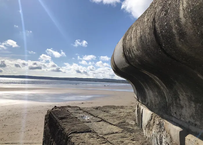 Ocean Breeze - Part Of The The Bay Village With Pool, Gym And Direct Access, Pub, Restaurant, Tennis And Meadows Walks * Filey