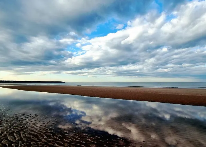 Hébergement de vacances Ocean Breeze - Part Of The The Bay Village With Pool, Gym And Direct Access, Pub, Restaurant, Tennis And Meadows Walks *