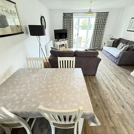 Vakantiehuis Ocean Breeze - Part Of The The Bay Village With Pool, Gym And Direct Access, Pub, Restaurant, Tennis And Meadows Walks *