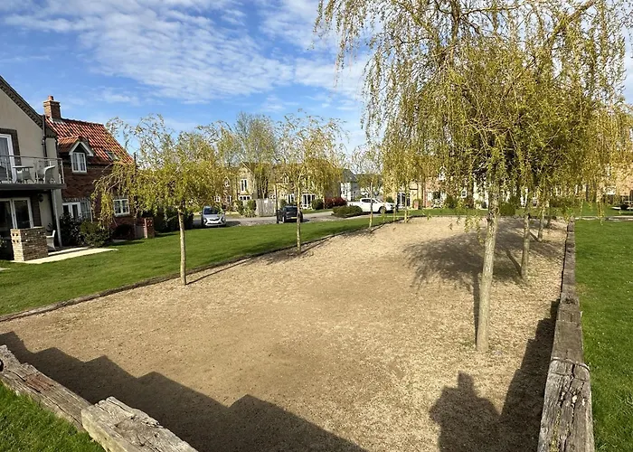 Ocean Breeze - Part Of The The Bay Village With Pool, Gym And Direct Access, Pub, Restaurant, Tennis And Meadows Walks Ferienhaus Filey