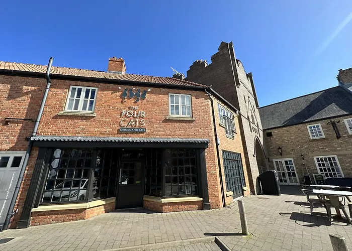 Ocean Breeze - Part Of The The Bay Village With Pool, Gym And Direct Access, Pub, Restaurant, Tennis And Meadows Walks