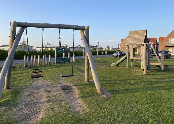 Ocean Breeze - Part Of The The Bay Village With Pool, Gym And Direct Access, Pub, Restaurant, Tennis And Meadows Walks *