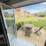 Дом отдыха Ocean Breeze - Part Of The The Bay Village With Pool, Gym And Direct Access, Pub, Restaurant, Tennis And Meadows Walks